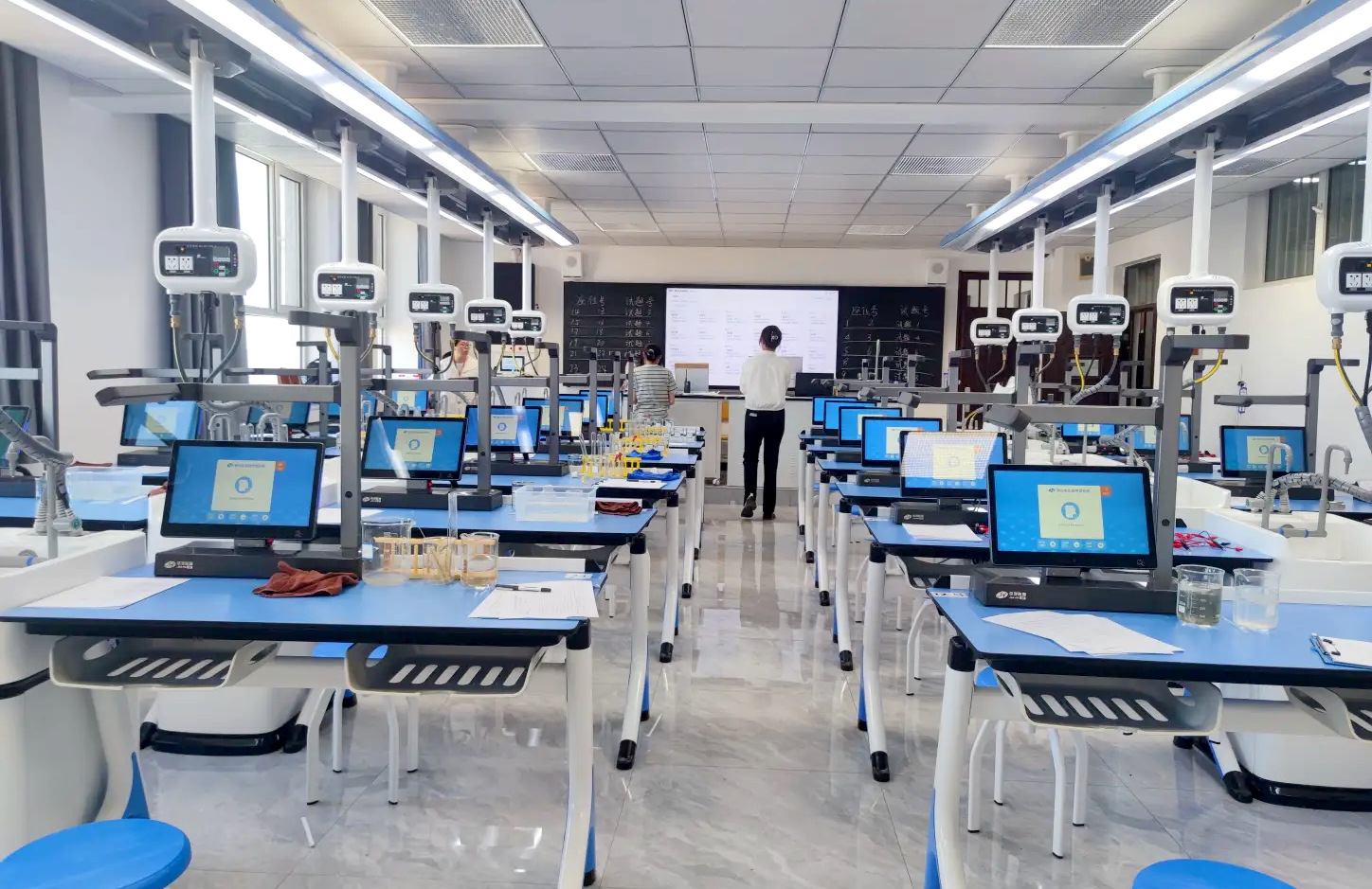 1717464694636544.png 3.png